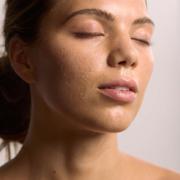 Hydrating & Brightening facial mist - Image 3